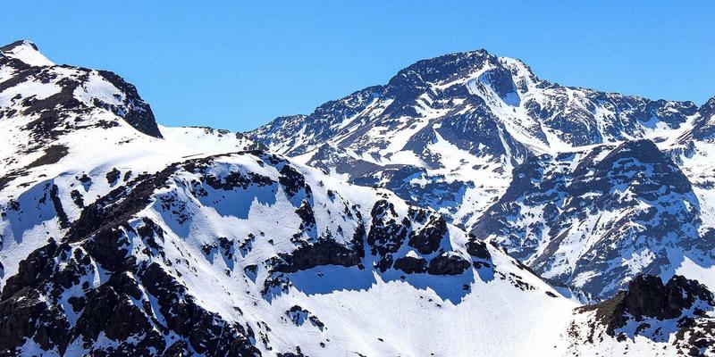 海南自由行摄影路线：从文昌火箭发射到儋州千年盐田，捕捉环岛海岸线风光